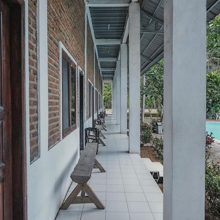 فندق سيرانغفي  Reddoorz Near Pantai Florida Anyer المظهر الخارجي الصورة