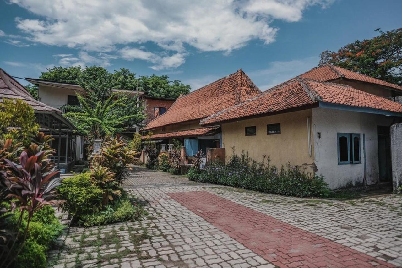 فندق سيرانغفي  Reddoorz Near Pantai Florida Anyer المظهر الخارجي الصورة