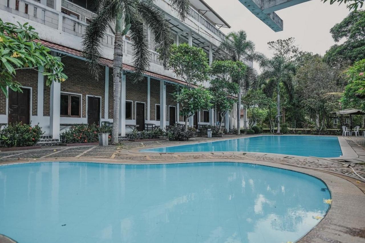 فندق سيرانغفي  Reddoorz Near Pantai Florida Anyer المظهر الخارجي الصورة