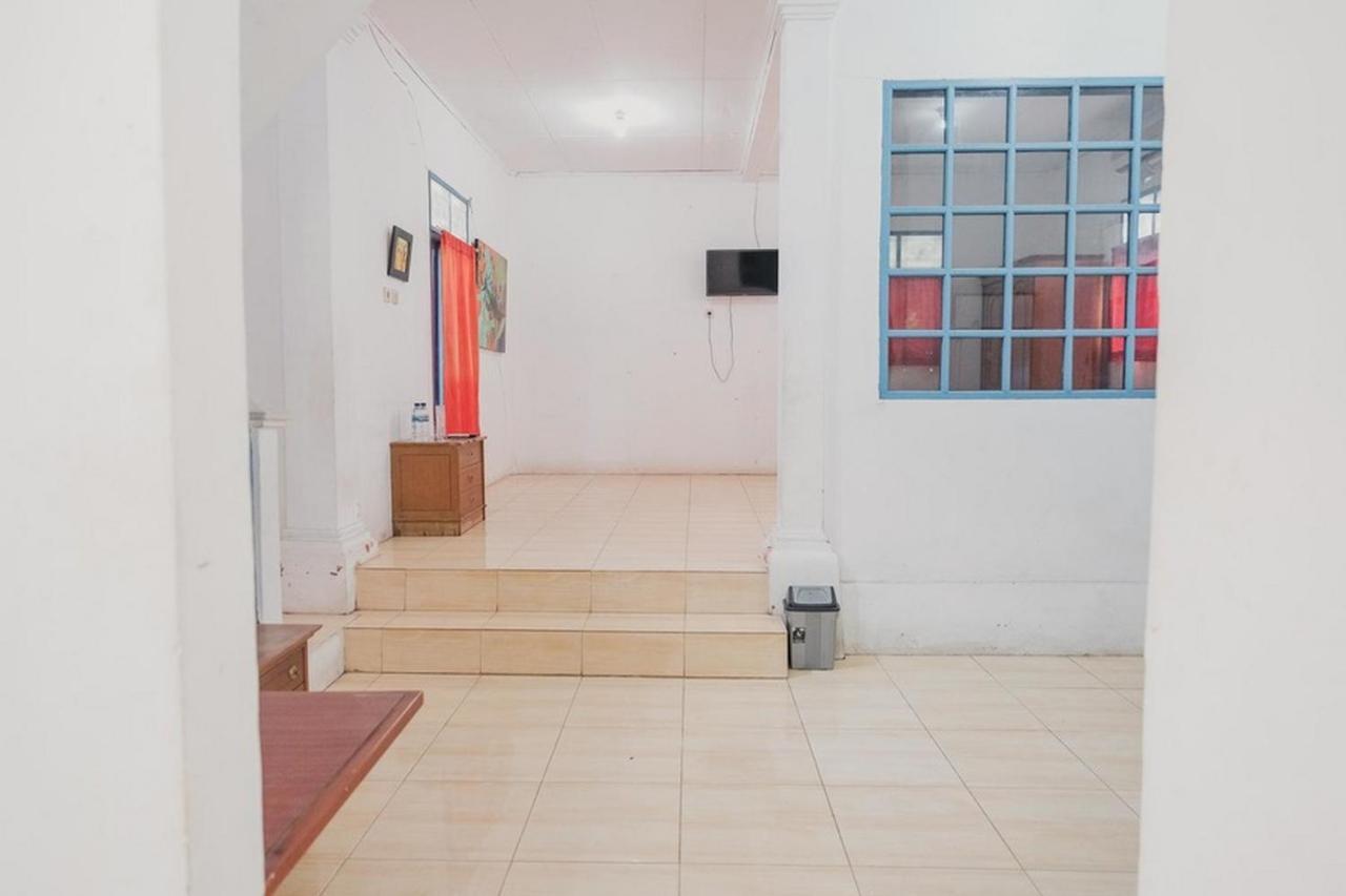 فندق سيرانغفي  Reddoorz Near Pantai Florida Anyer المظهر الخارجي الصورة