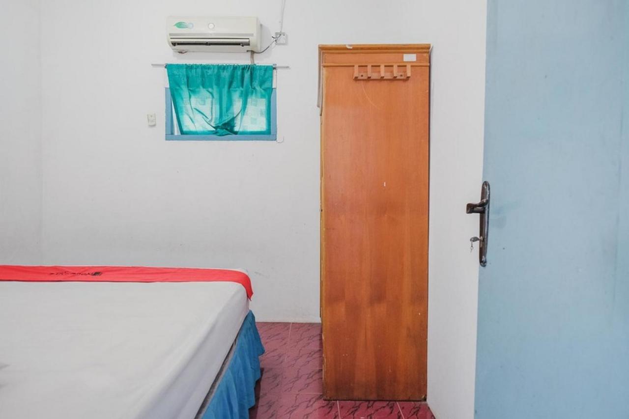 فندق سيرانغفي  Reddoorz Near Pantai Florida Anyer المظهر الخارجي الصورة