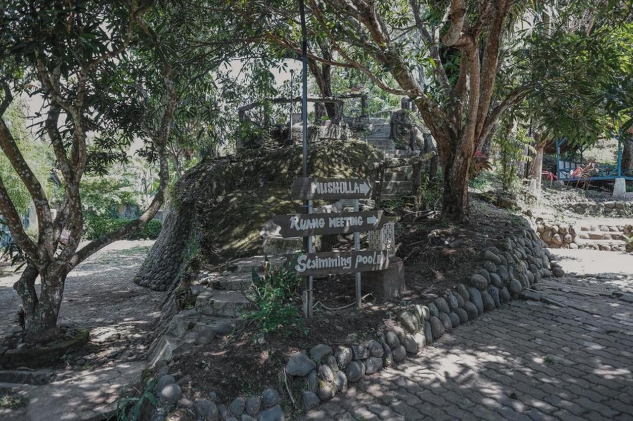 فندق سيرانغفي  Reddoorz Near Pantai Florida Anyer المظهر الخارجي الصورة