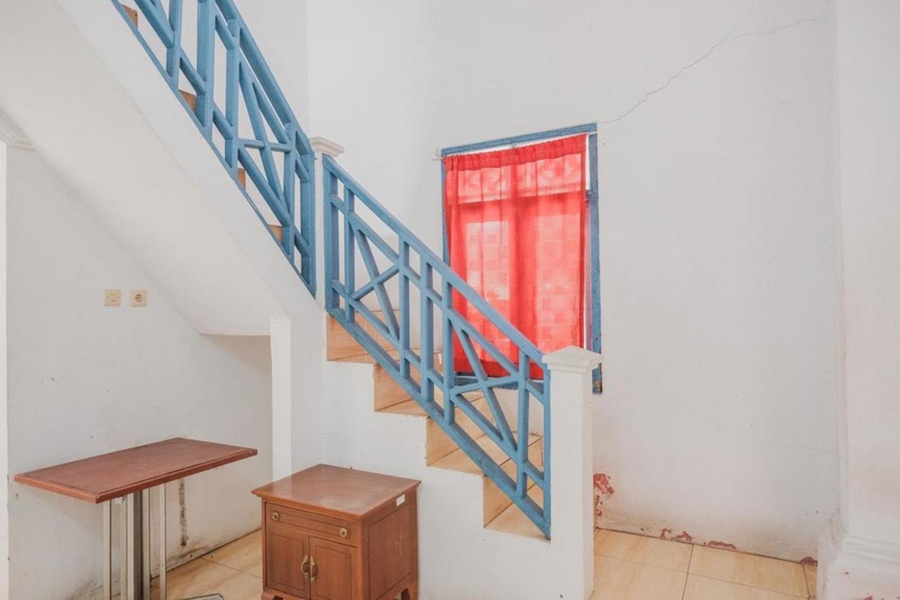 فندق سيرانغفي  Reddoorz Near Pantai Florida Anyer المظهر الخارجي الصورة
